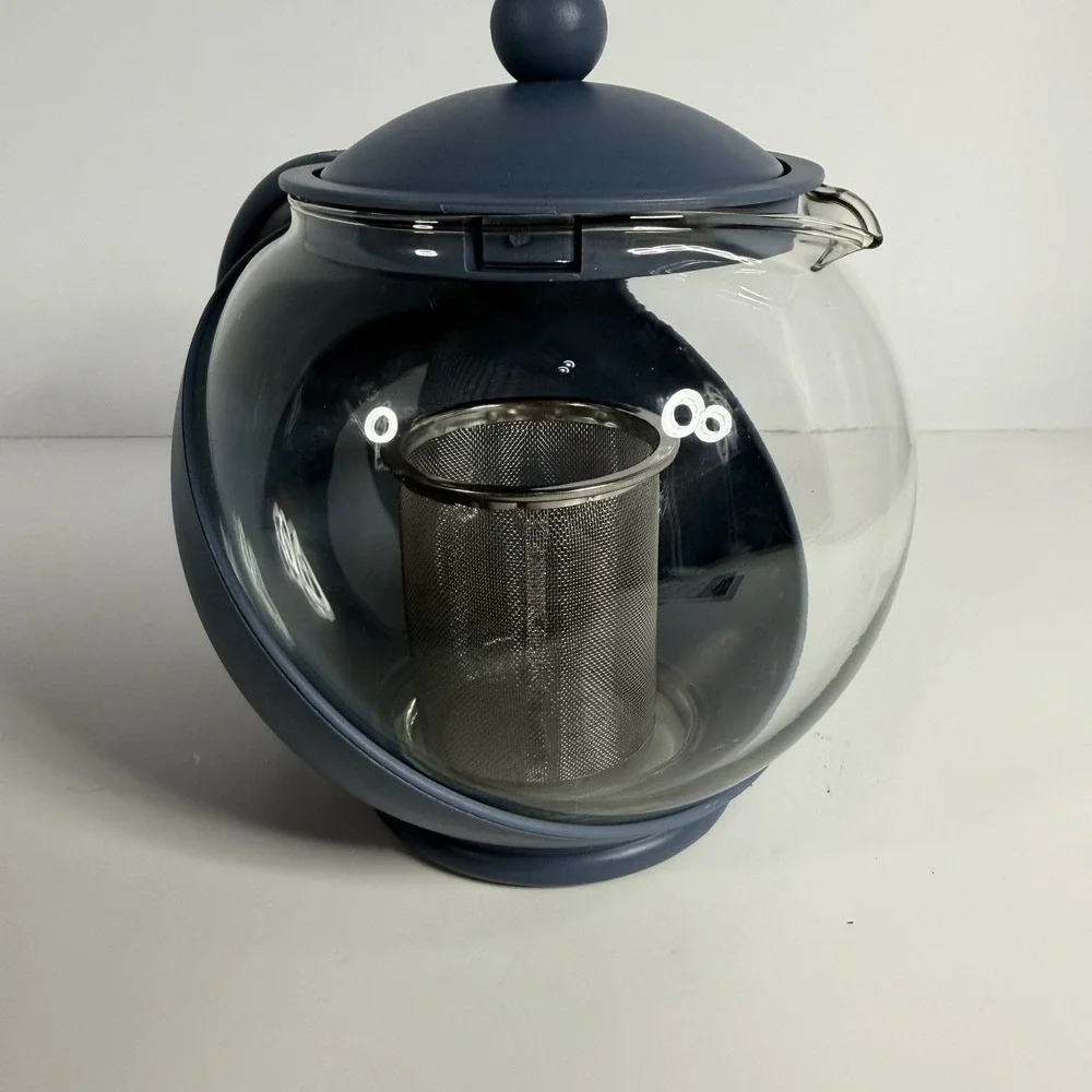 New In Box Primula Glass Tempo Round Loose Tea Infuser Teapot 40 oz Blue/Clear